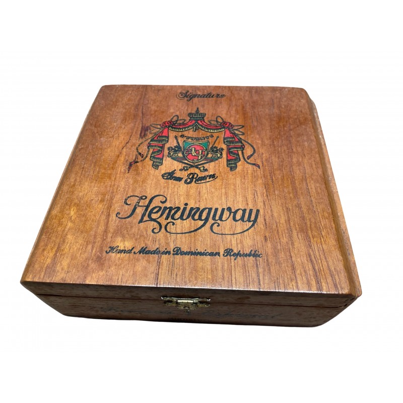 Arturo Fuente Hemingway im Onlineshop Urs Portmann Tabakwaren kaufen Arturo Fuente Hemingway im Onlineshop Urs Portmann Tabakwaren kaufen