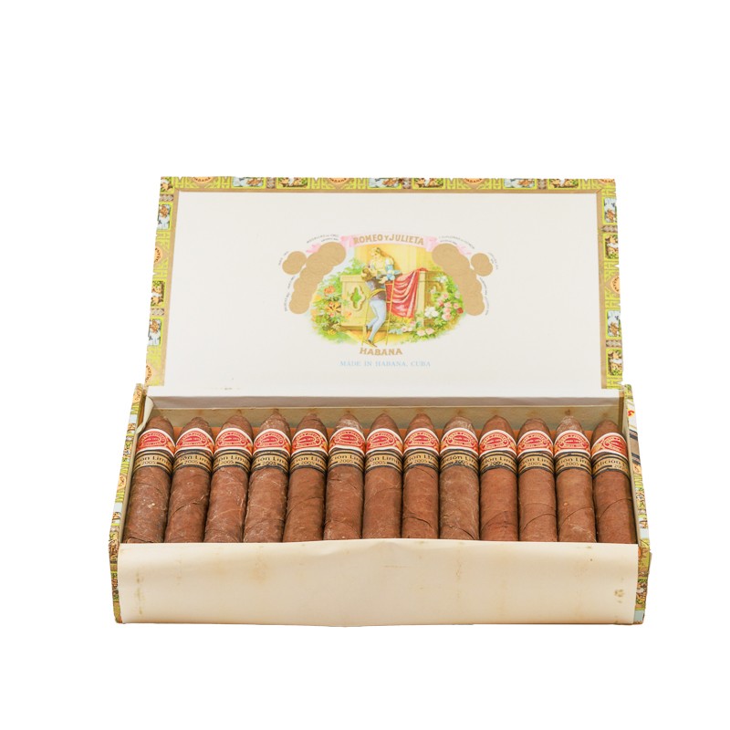 Romeo y Julieta Petit Piramides Edition Limitada 2005 Romeo y Julieta Petit Piramides Edition Limitada 2005